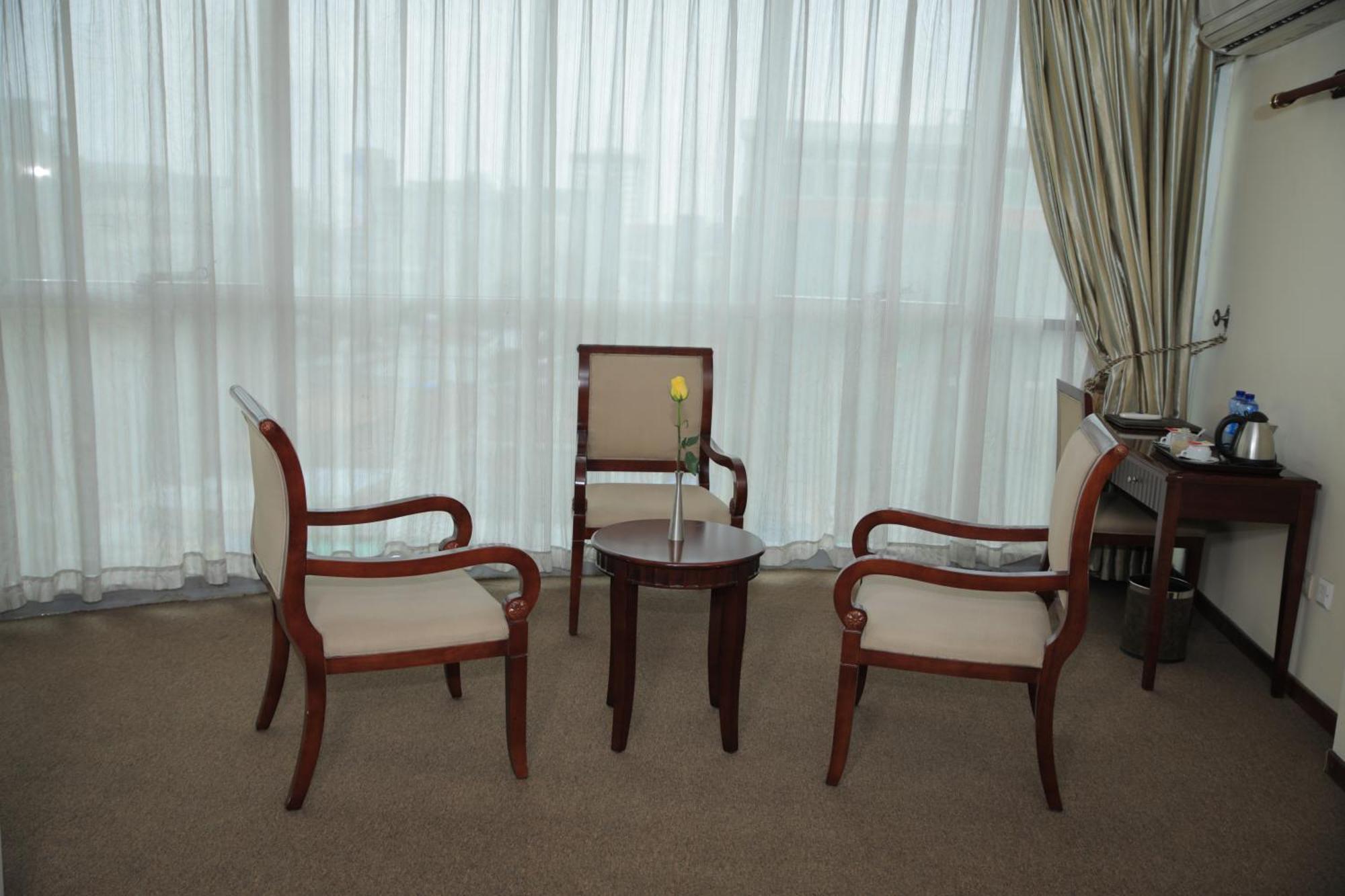 Debredamo Hotel Αντίς Αμπέμπα Εξωτερικό φωτογραφία
